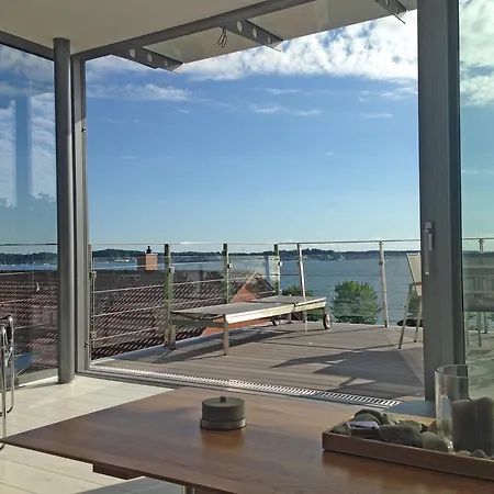 Triton Apartment *