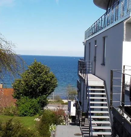 Triton Apartment *